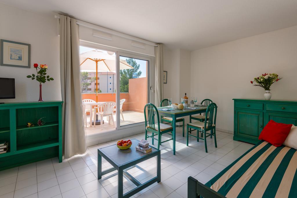 Lagrange Le Domaine Des Grands Pins 2* Saint-Raphael (Var)